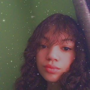 Meet your Posher, Azya